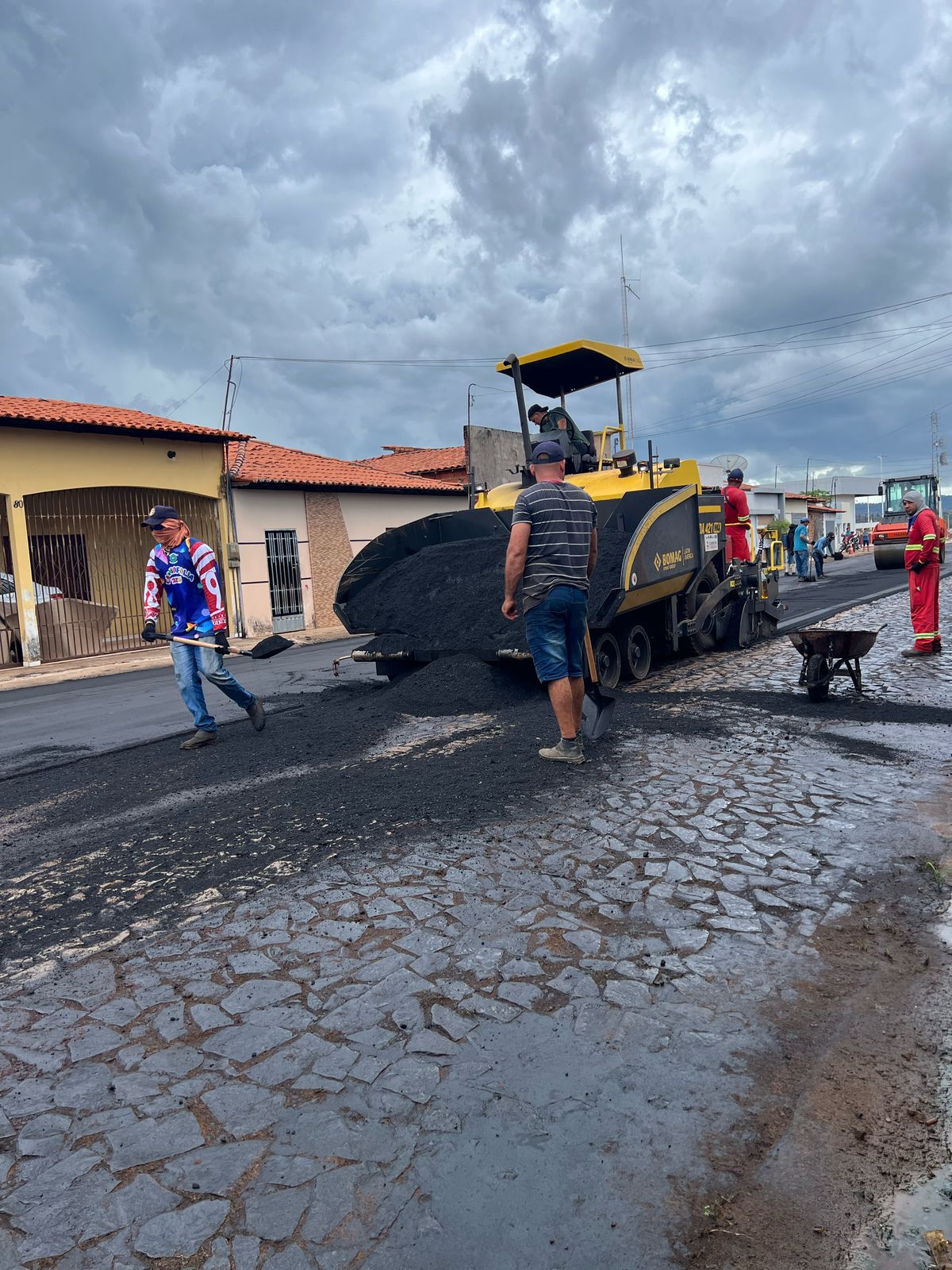 Primeira Fase de Asfaltamento Concluída na Principal Avenida de Passagem Franca